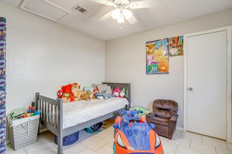 820 Ash Street Burleson TX 76028