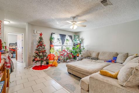 820 Ash Street Burleson TX 76028