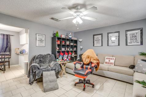 820 Ash Street Burleson TX 76028