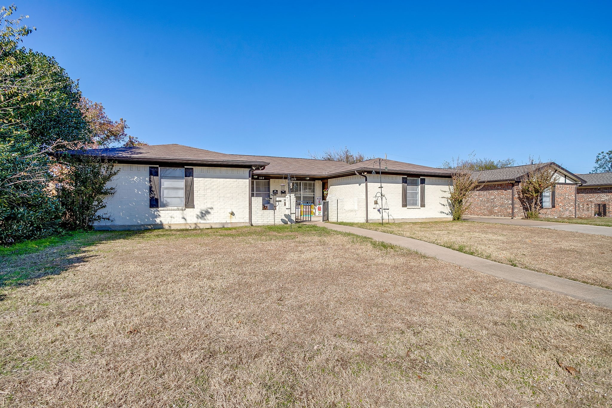 820 Ash Street Burleson TX 76028
