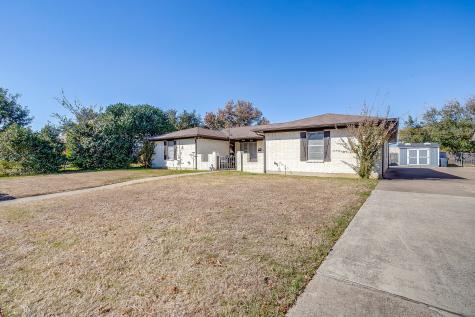 820 Ash Street Burleson TX 76028