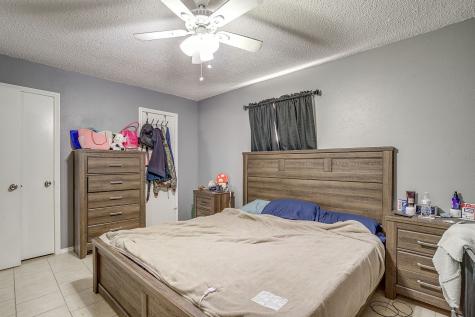 820 Ash Street Burleson TX 76028
