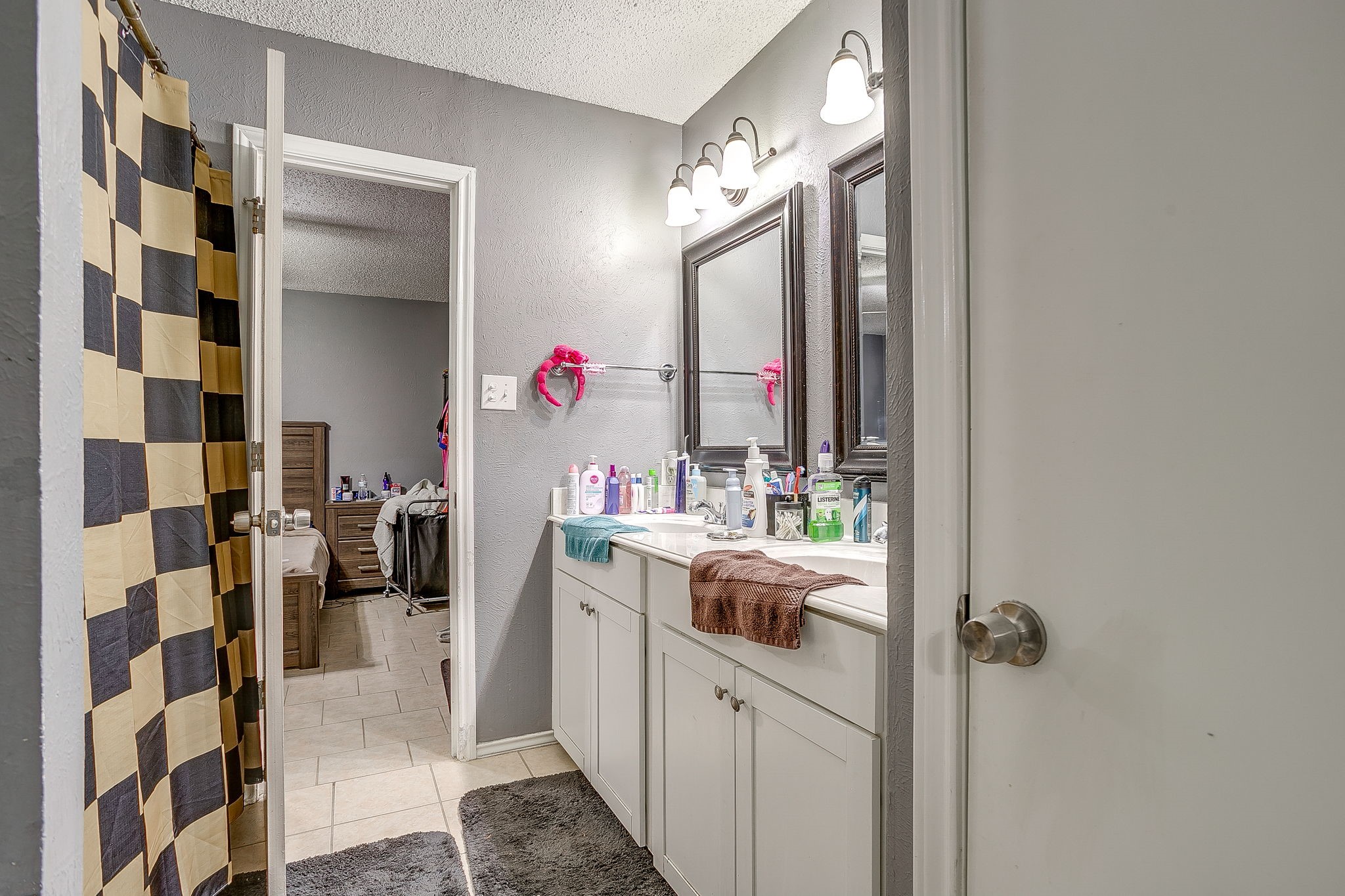 820 Ash Street Burleson TX 76028