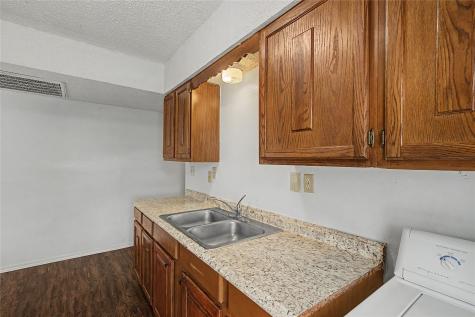 501 Byron Street Fort Worth TX 76114