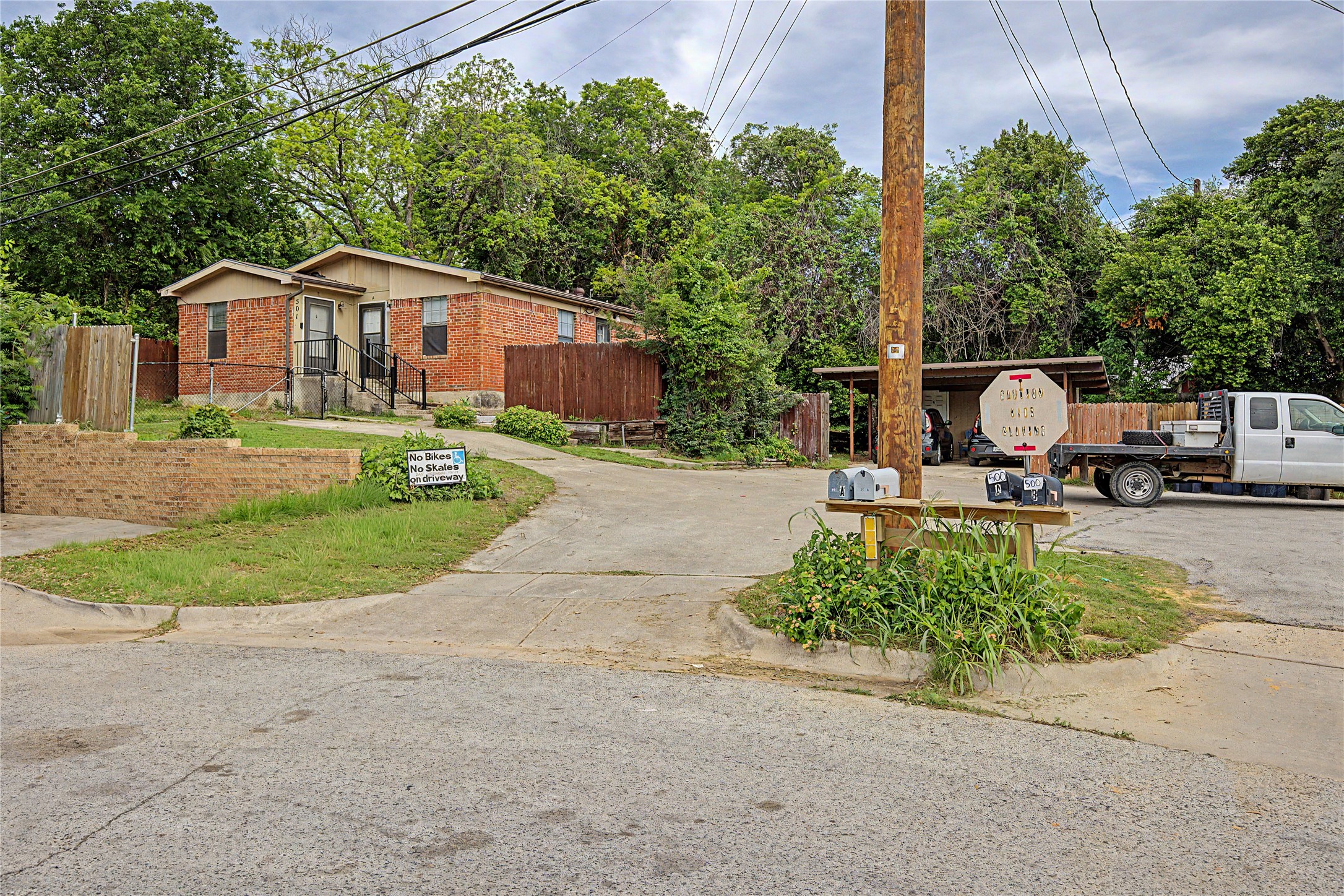 501 Byron Street Fort Worth TX 76114