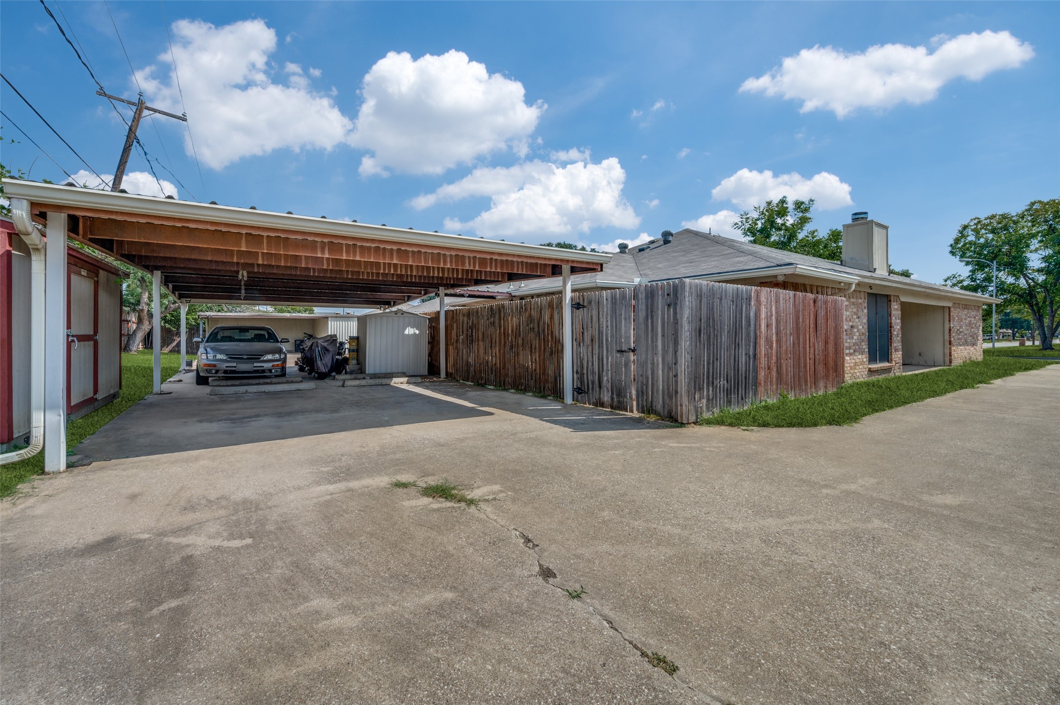 6913 Sierra Drive North Richland Hills TX 76180