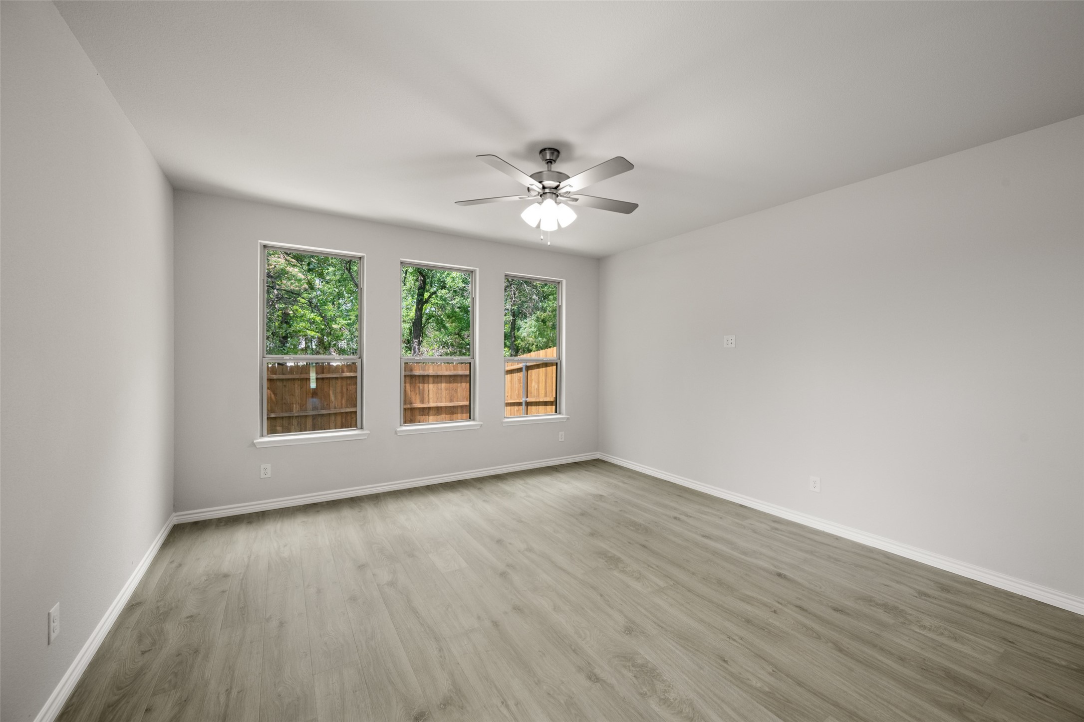 3121-3123 Long Rope Lane Denton TX 76205