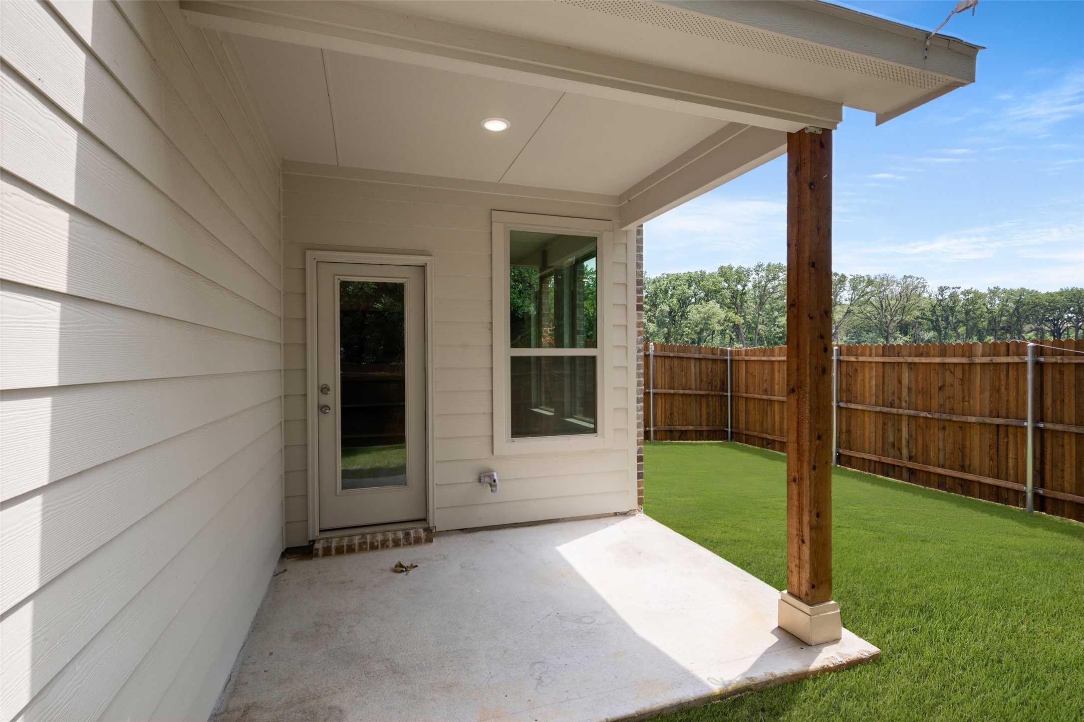 3121-3123 Long Rope Lane Denton TX 76205
