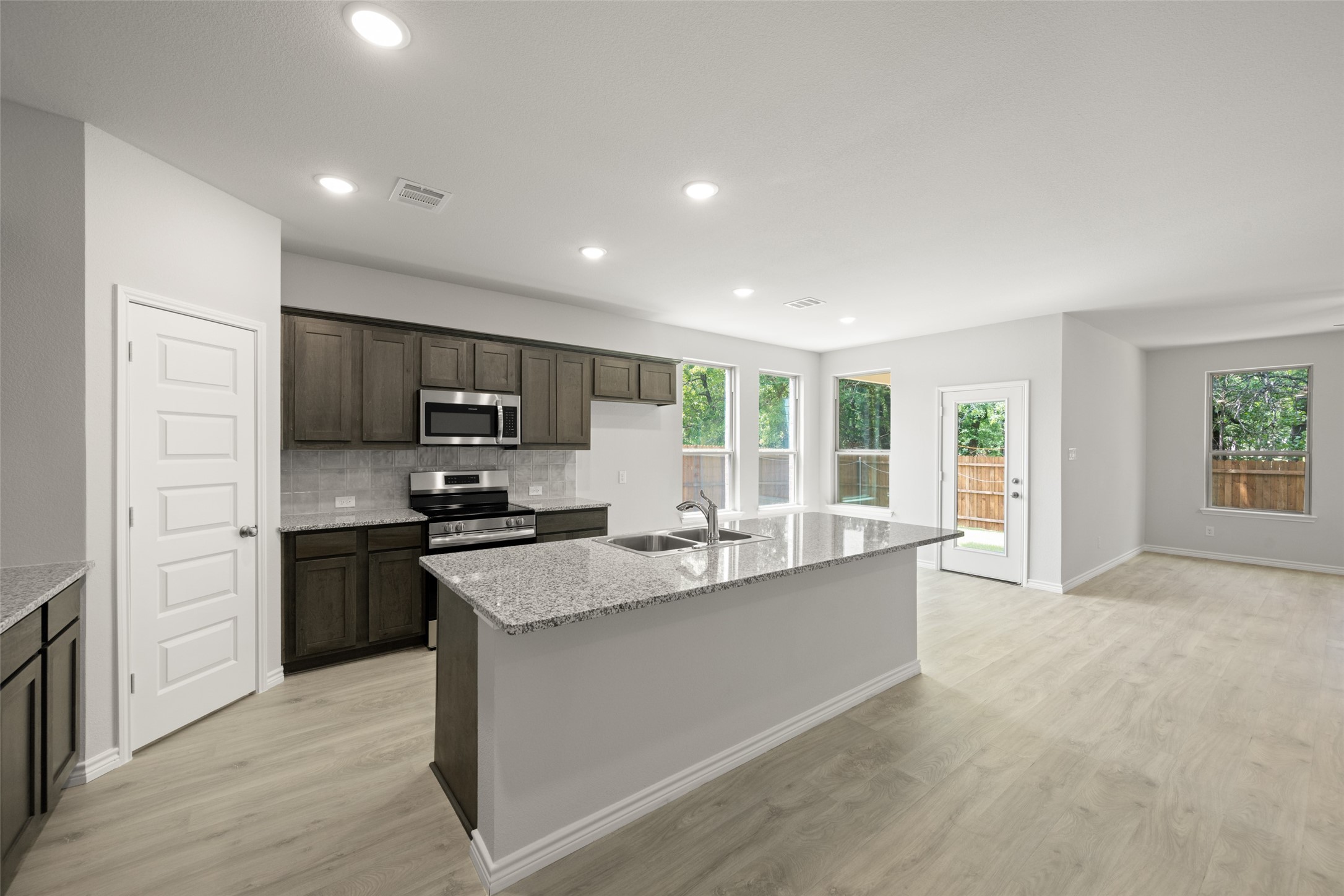 3121-3123 Long Rope Lane Denton TX 76205