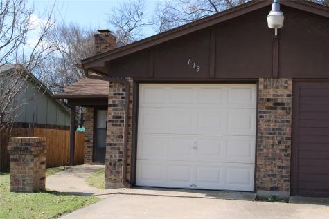 615 Renfro Street Burleson TX 76028