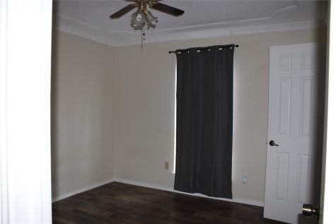 615 Renfro Street Burleson TX 76028