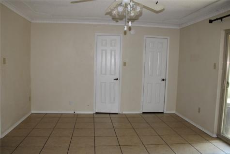 615 Renfro Street Burleson TX 76028