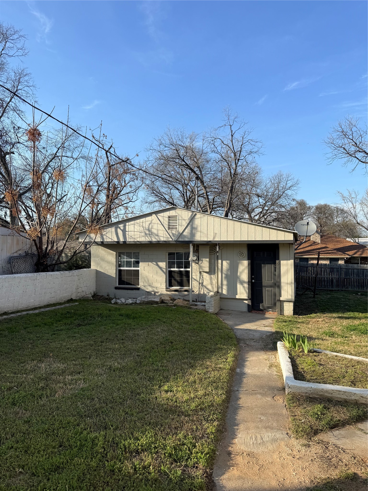 4812 Barbara Road River Oaks TX 76114