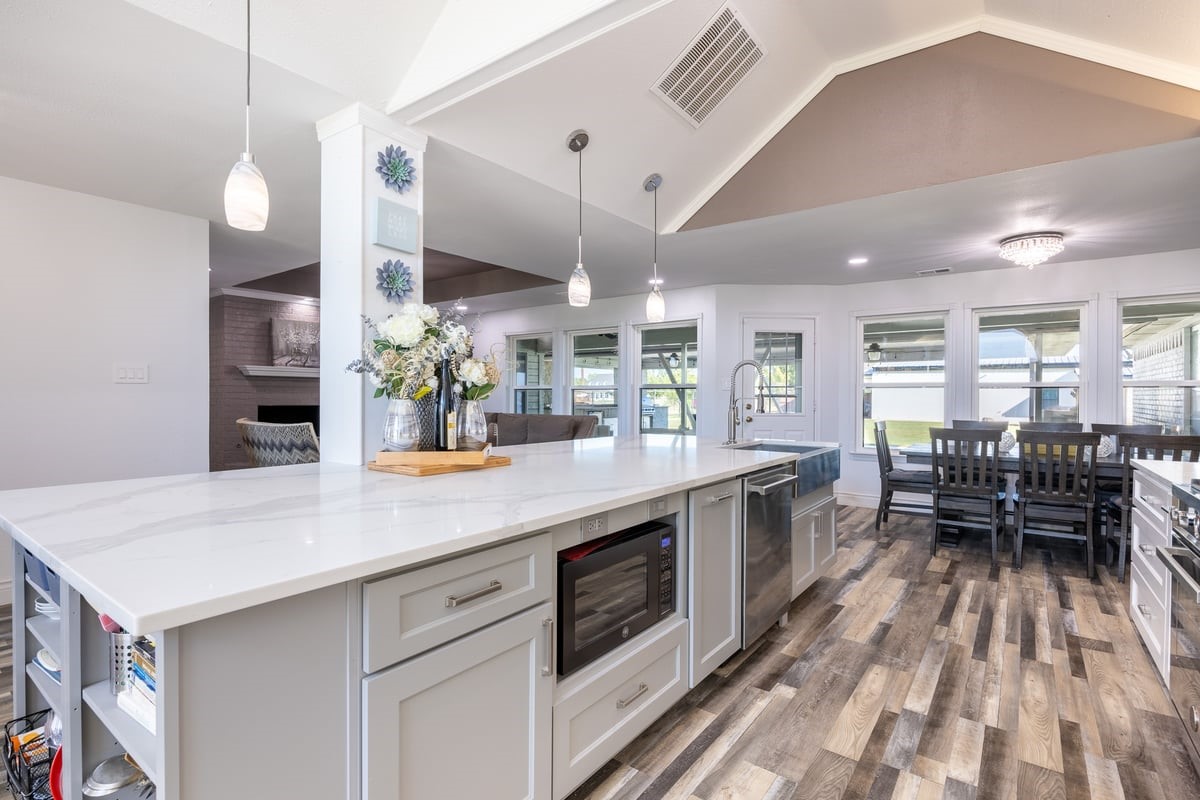 4768 Pebble Creek Drive Aubrey TX 76227