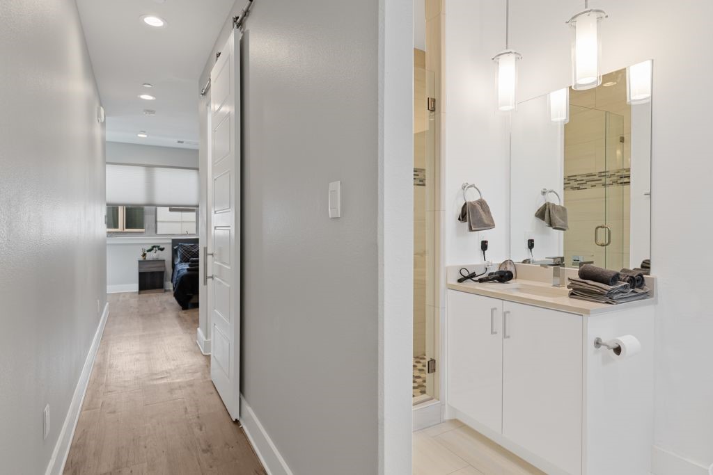 1120 Galveston Avenue Fort Worth TX 76104