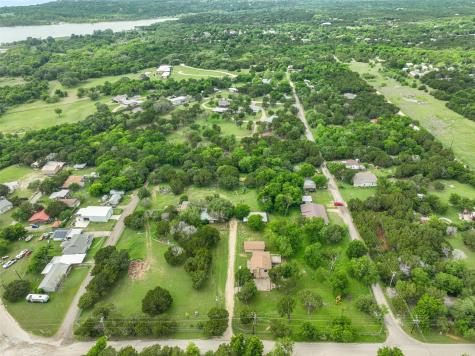 000 Linda Lee Crossing Whitney TX 76692