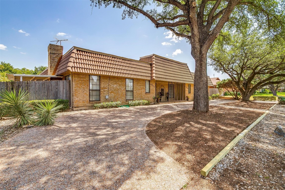 4909 Ledgestone Drive Fort Worth TX 76132