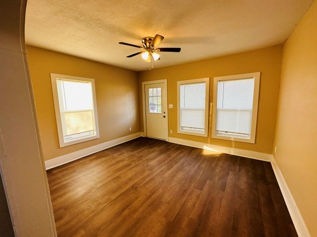 1423 E Elm Street Tyler TX 75702