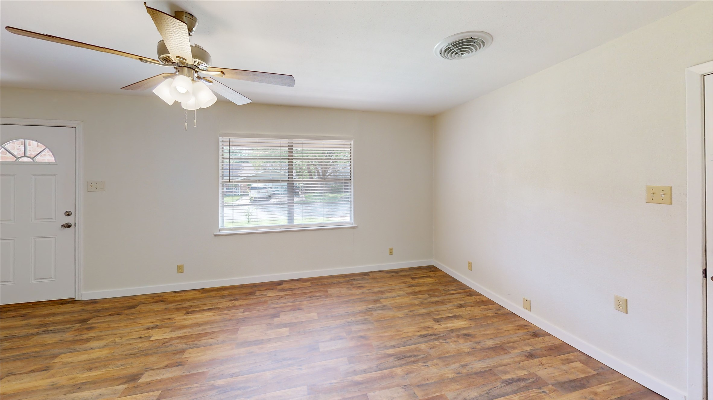2413 N Lockhart Street Sherman TX 75092
