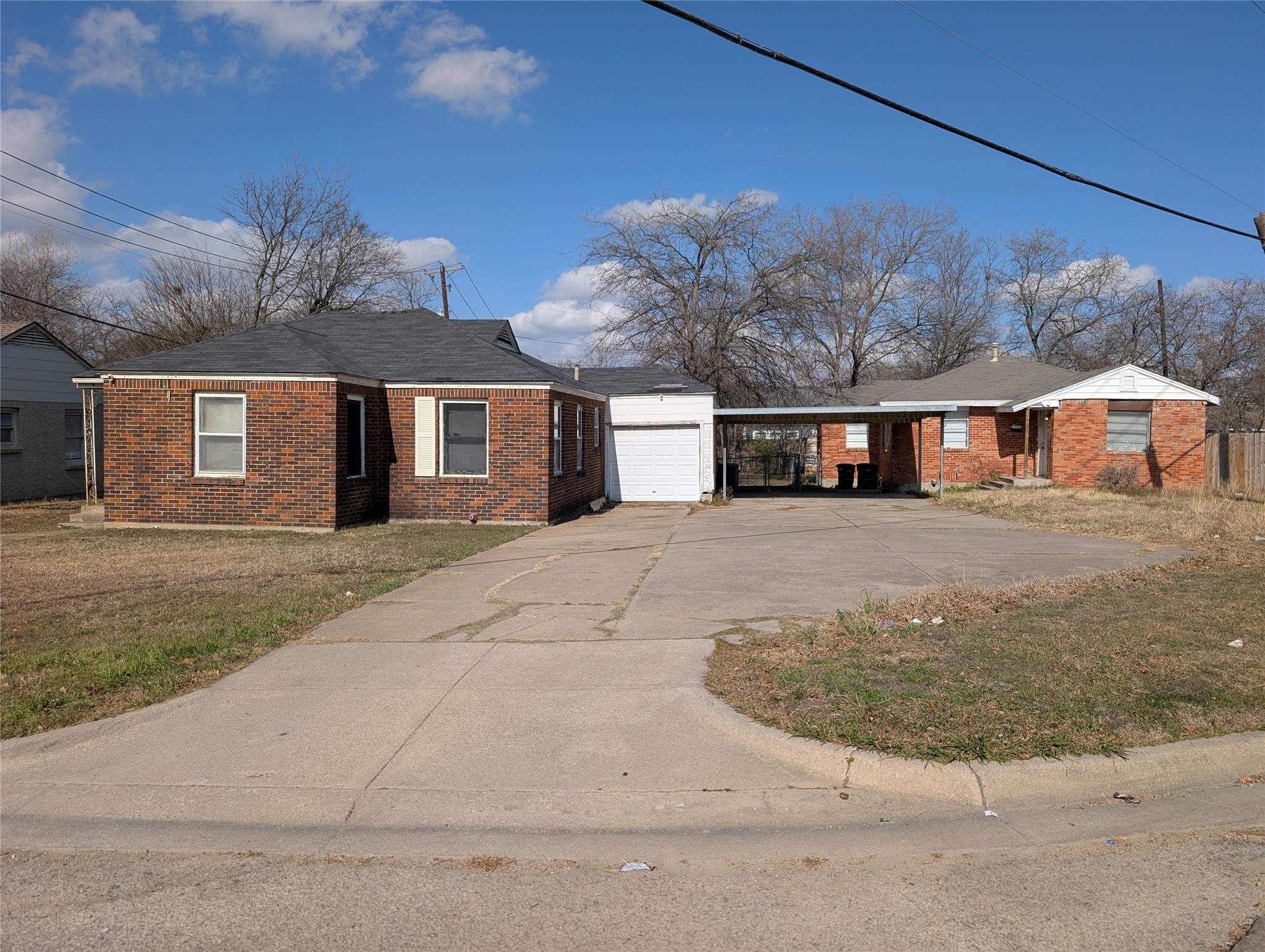 2600 W Bewick Street Fort Worth TX 76109