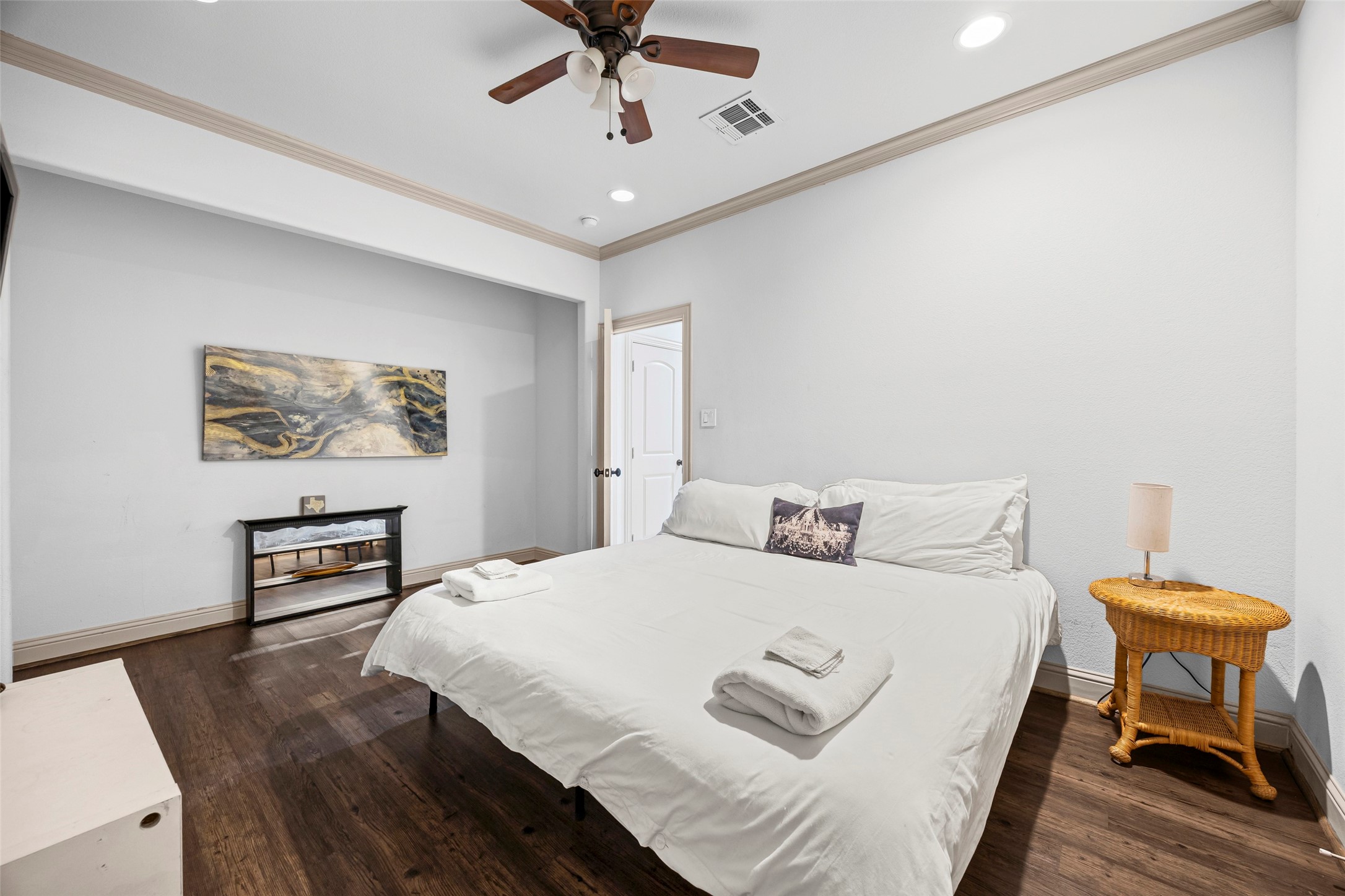 5100 Mission Avenue Dallas TX 75206
