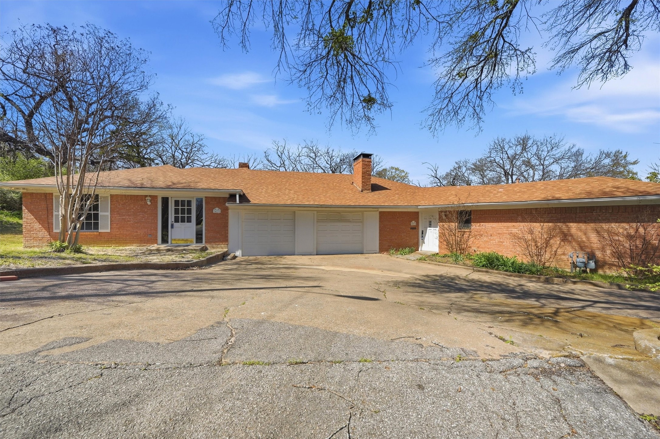 421 & 423 N Carl Street Sherman TX 75092