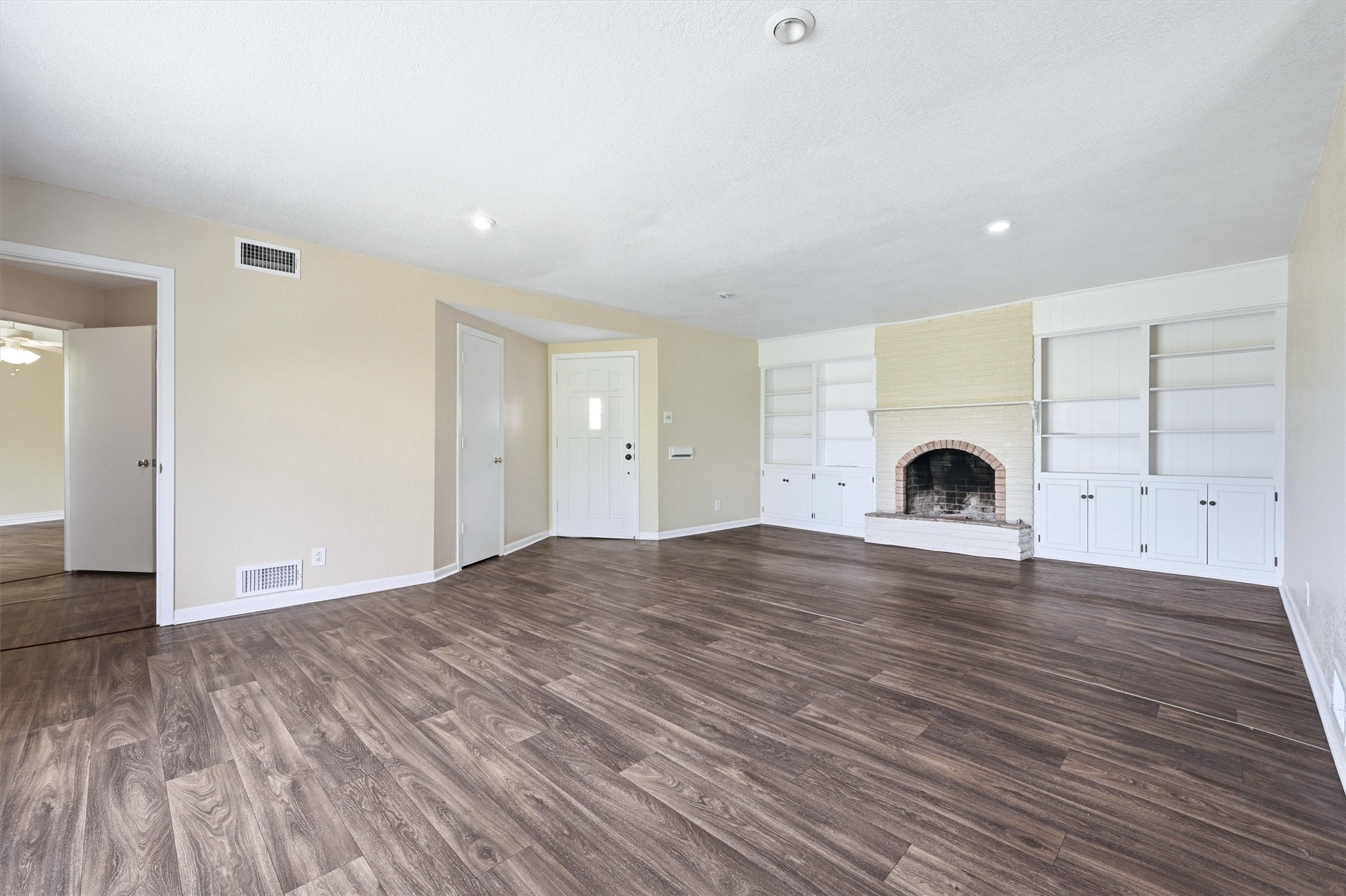 421 & 423 N Carl Street Sherman TX 75092