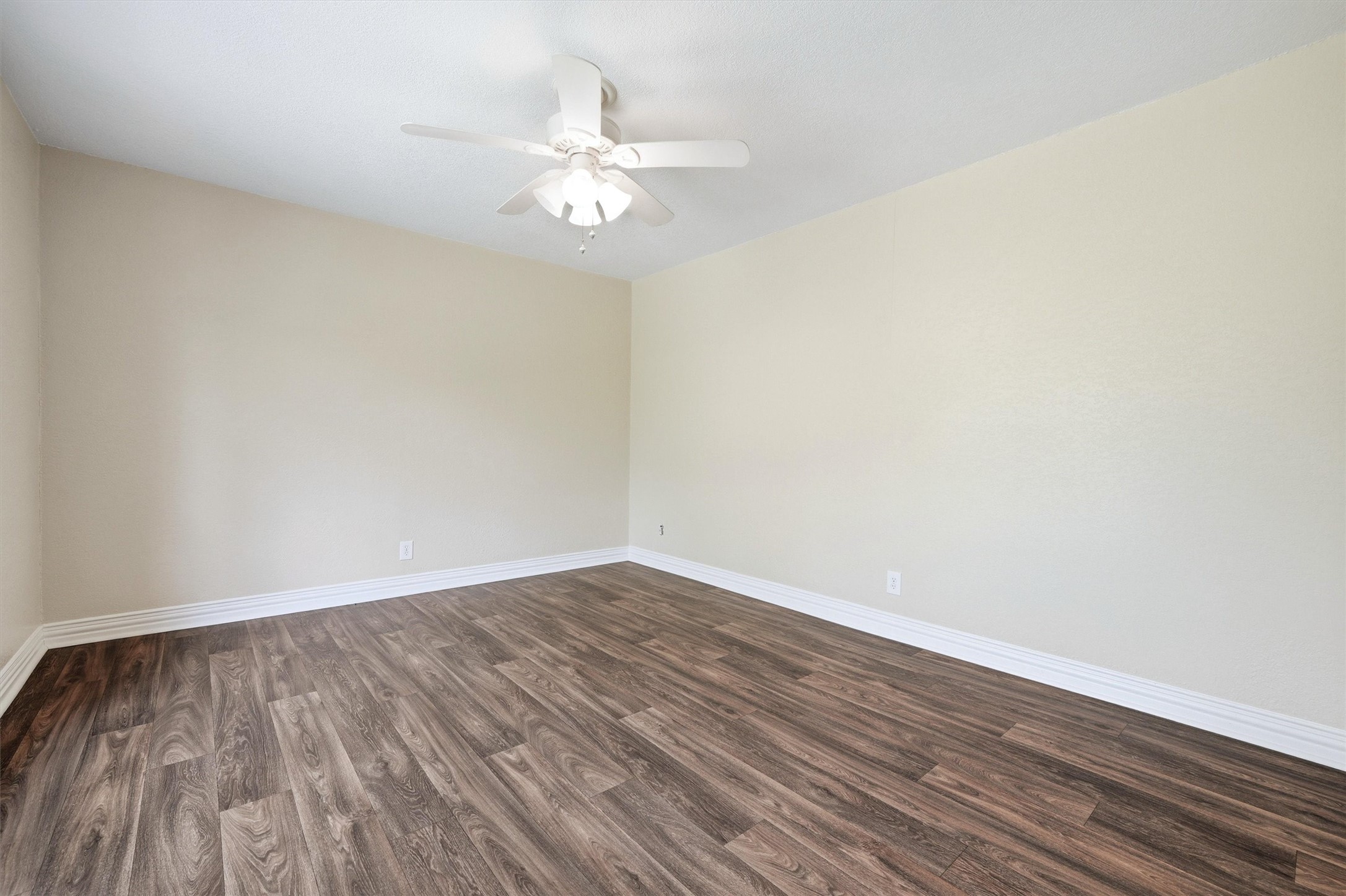 421 & 423 N Carl Street Sherman TX 75092