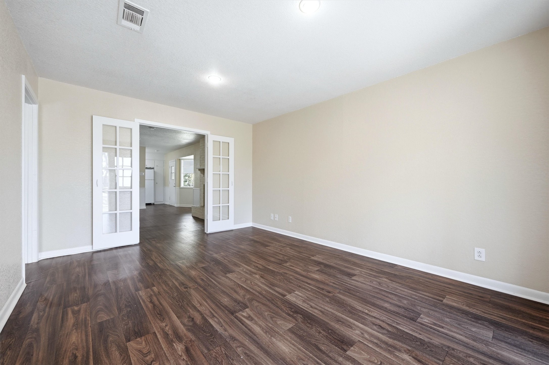 421 & 423 N Carl Street Sherman TX 75092
