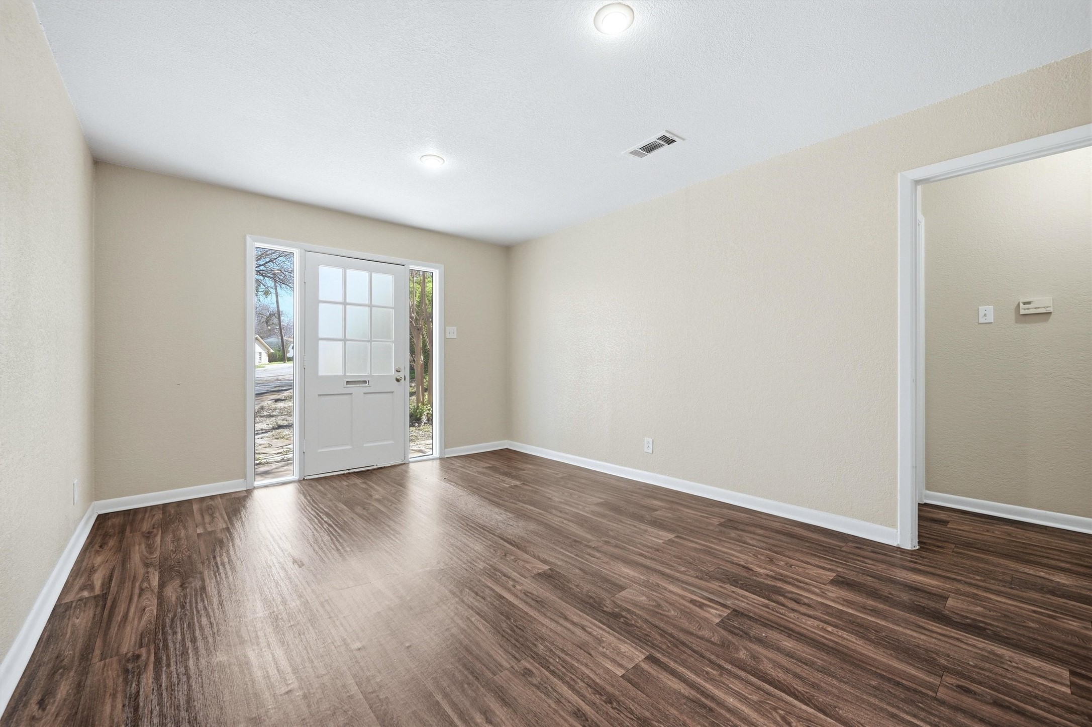 421 & 423 N Carl Street Sherman TX 75092