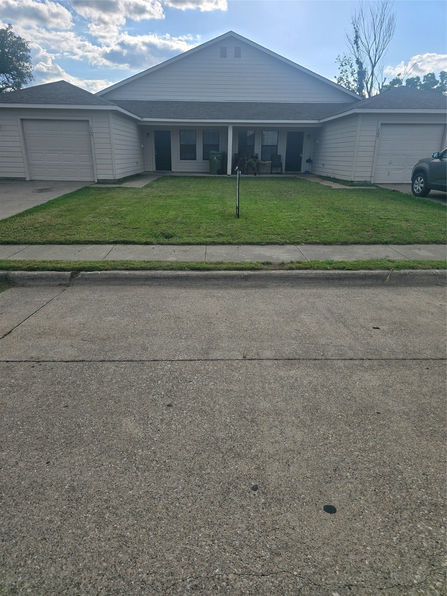 105 Garfield Street Garland TX 75042