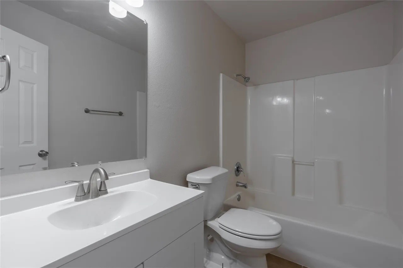 105 Garfield Street Garland TX 75042