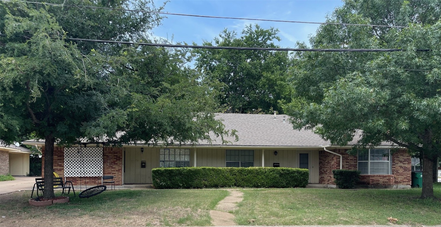 202 & 204 N Graves Street Mckinney TX 75069