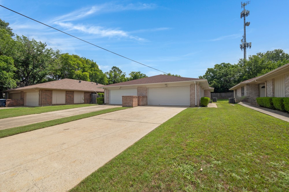2416-2418 Bolivar Street Denton TX 76201