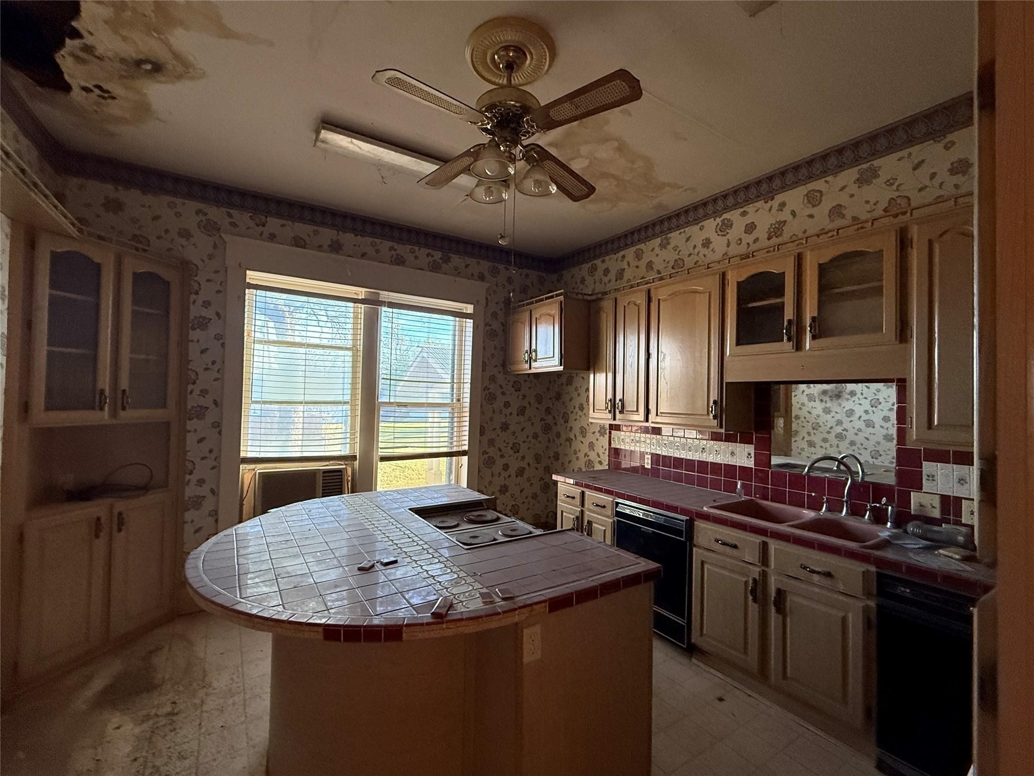 207A NW 4th Avenue Mineral Wells TX 76067