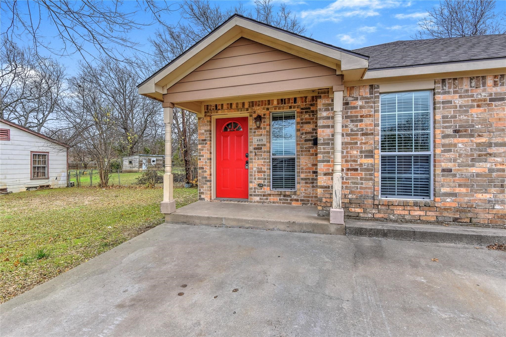 407-409 N Burdette Avenue Sherman TX 75090