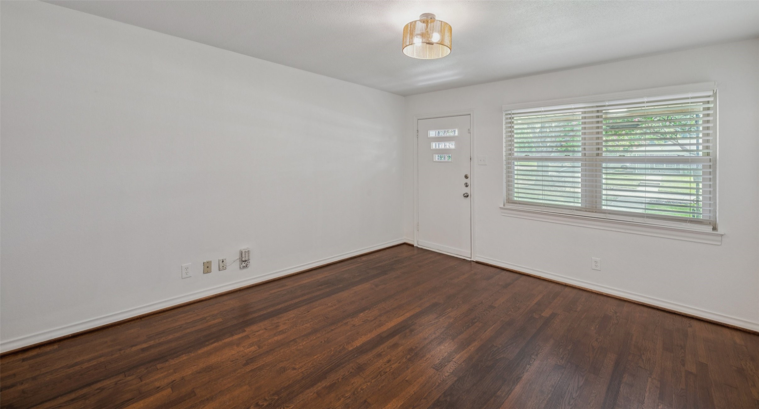 1804-1806 Mariposa Drive Dallas TX 75228
