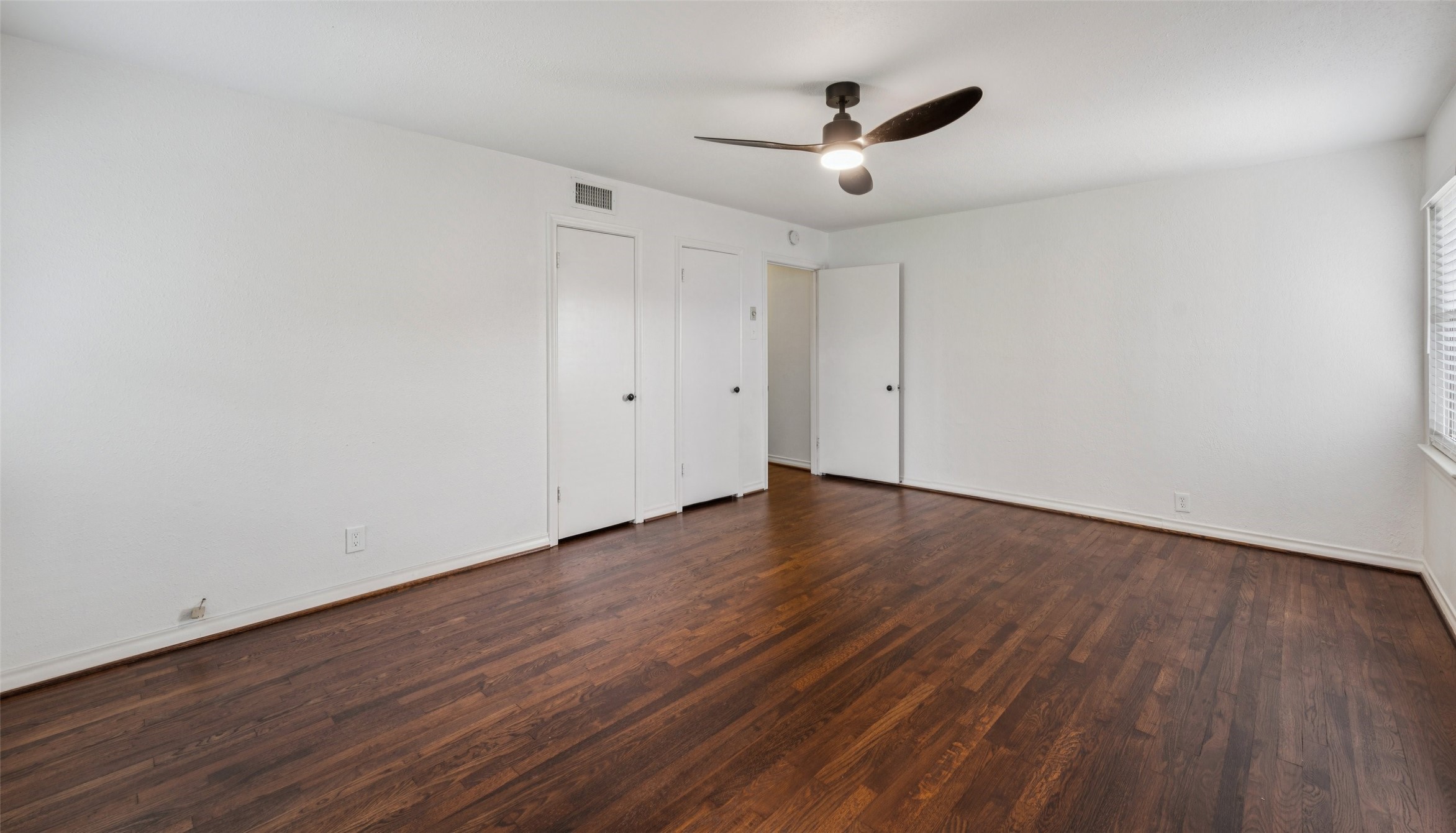 1804-1806 Mariposa Drive Dallas TX 75228