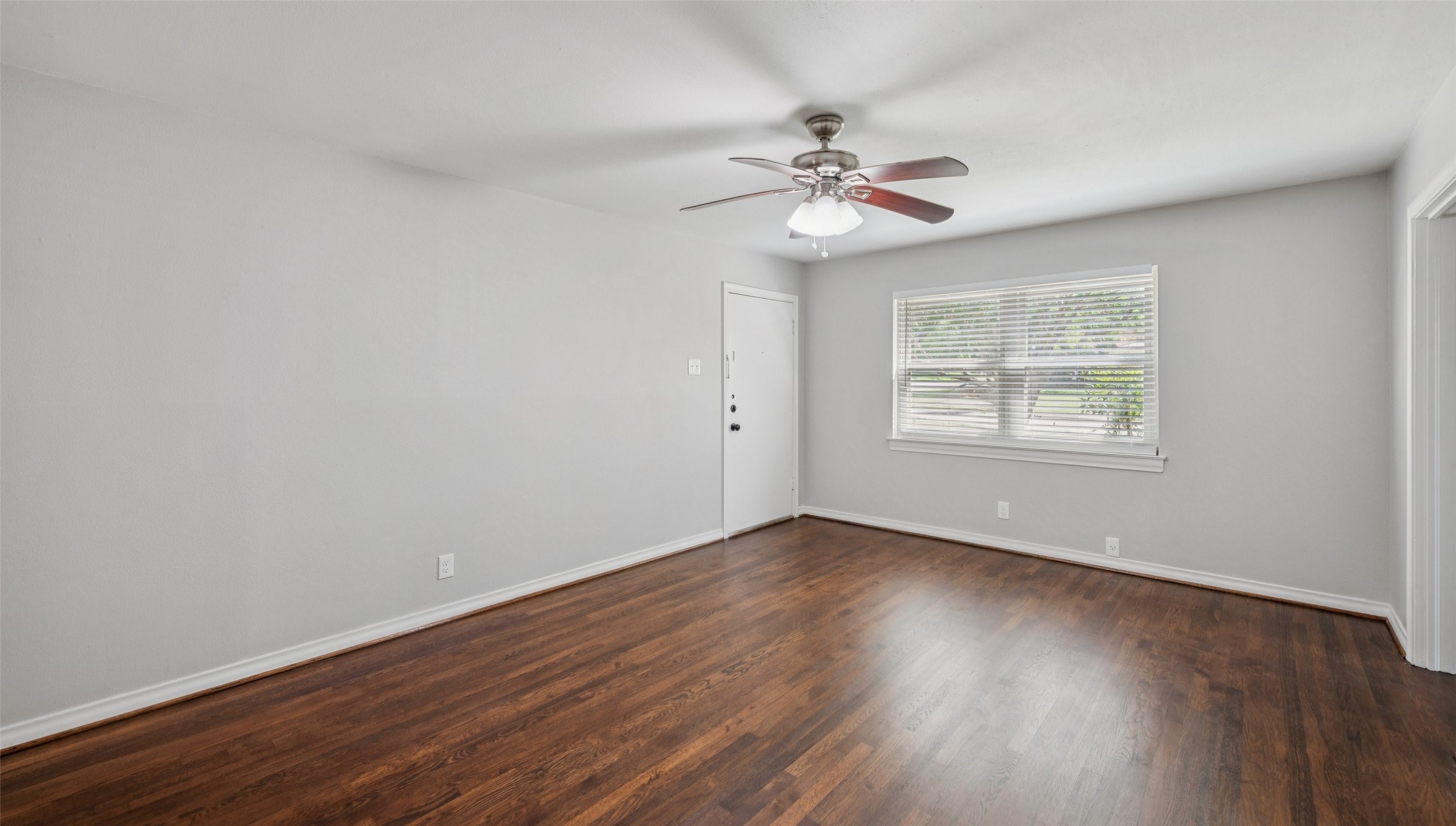 1804-1806 Mariposa Drive Dallas TX 75228