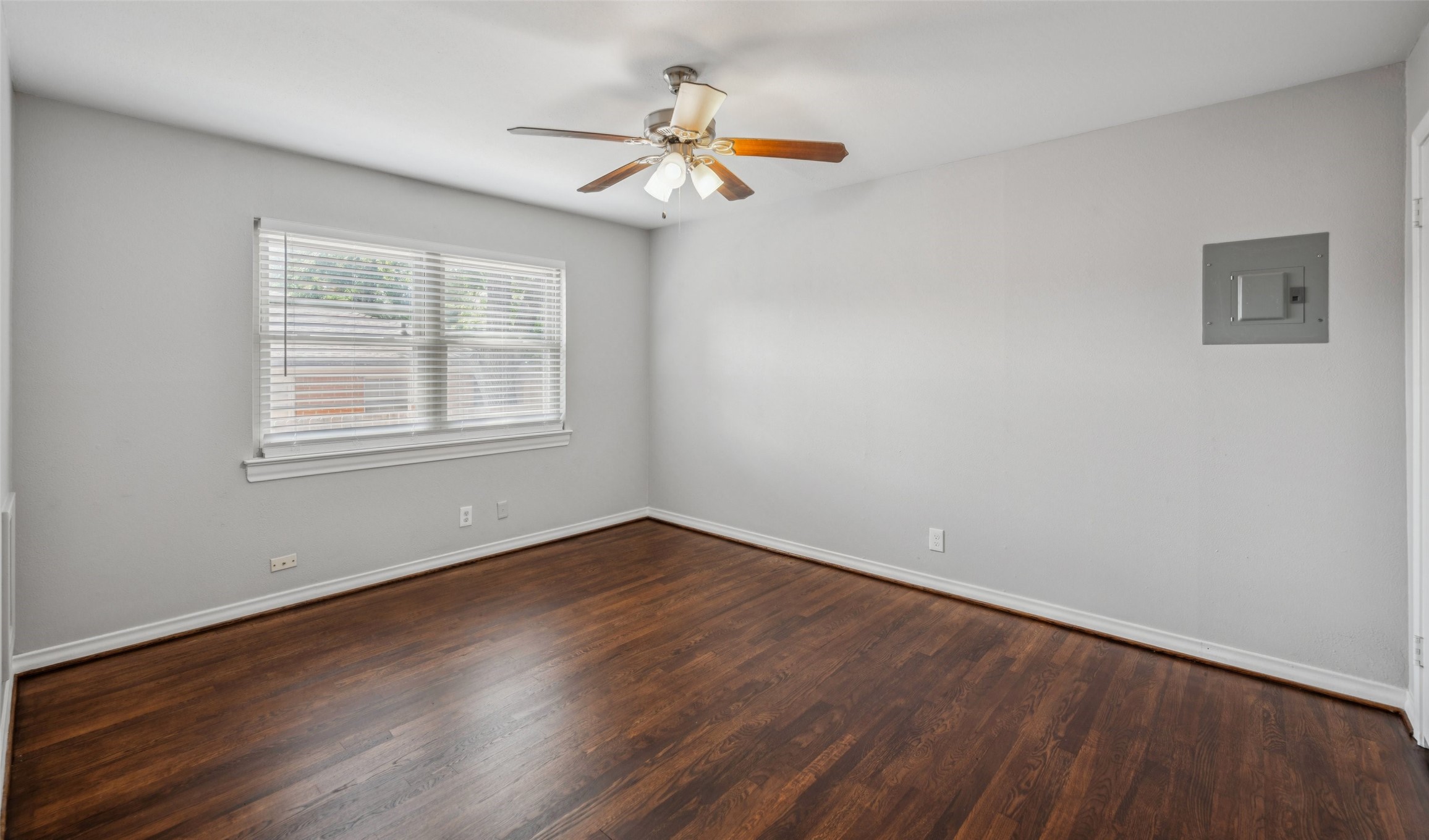 1804-1806 Mariposa Drive Dallas TX 75228
