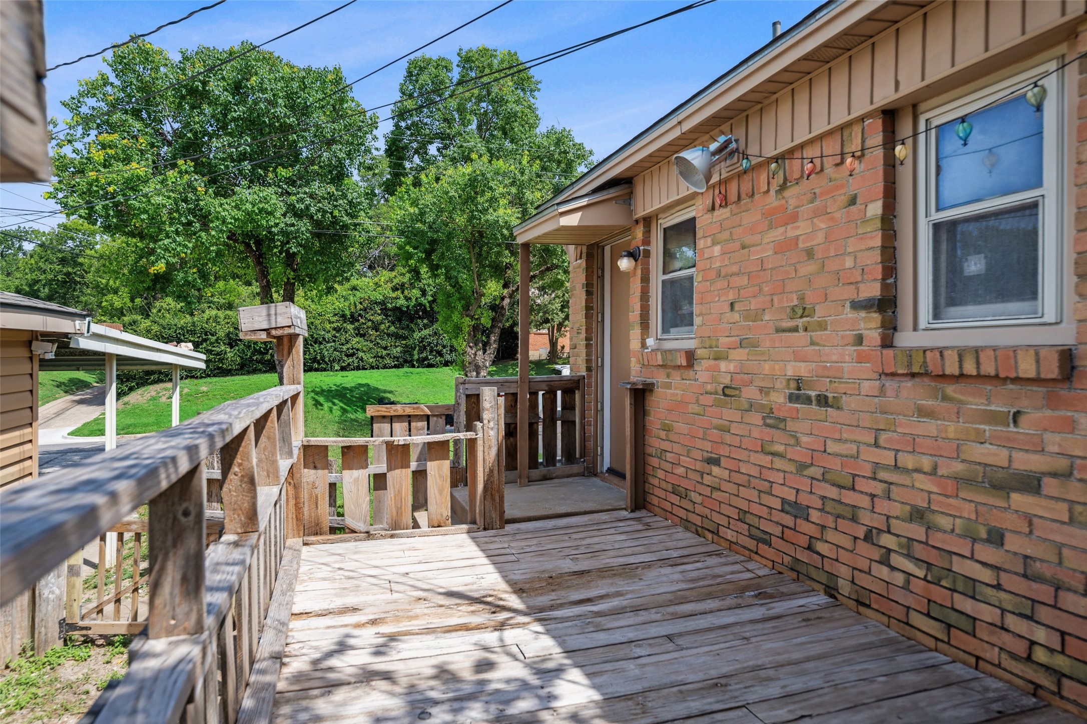 1804-1806 Mariposa Drive Dallas TX 75228