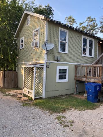 1307 Coggin Avenue Brownwood TX 76801