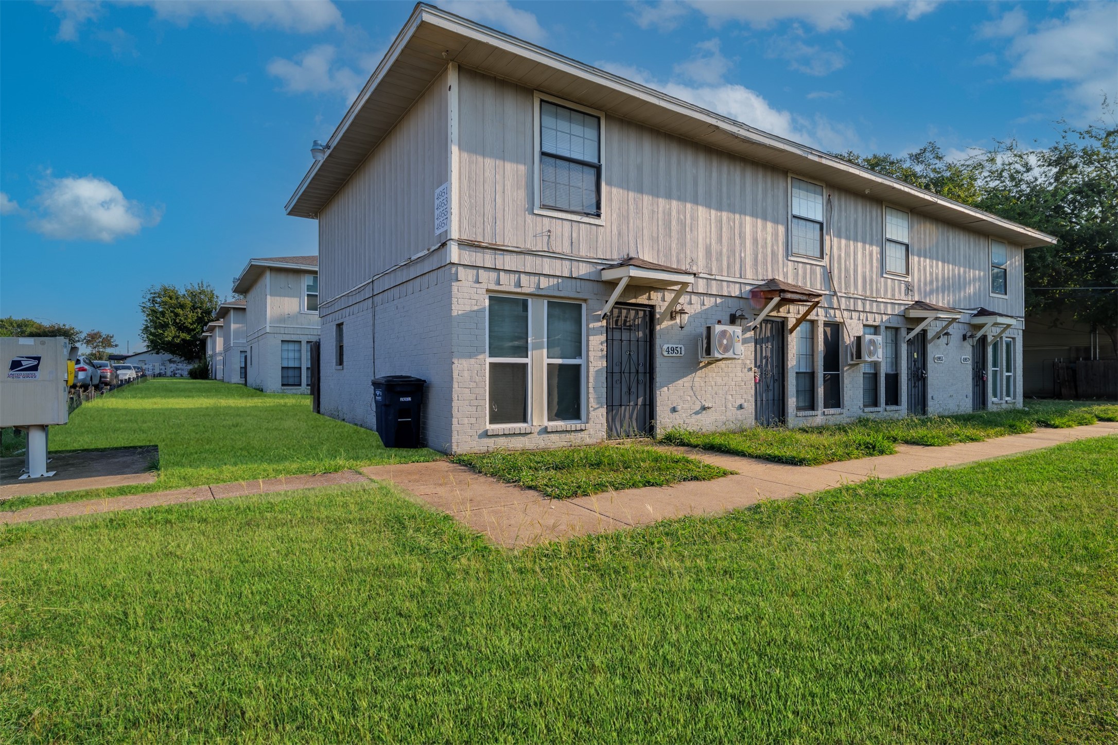 4951 Miller Avenue Fort Worth TX 76119