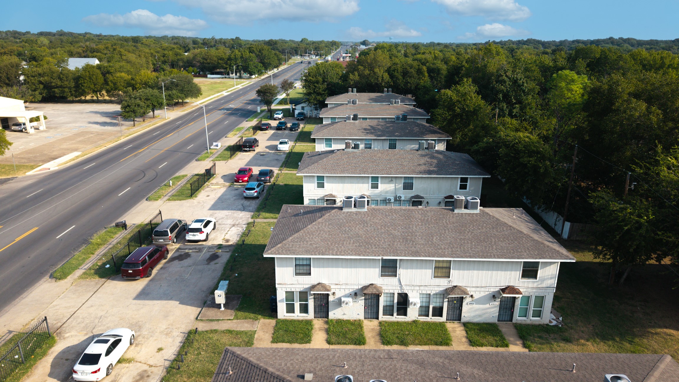 4951 Miller Avenue Fort Worth TX 76119