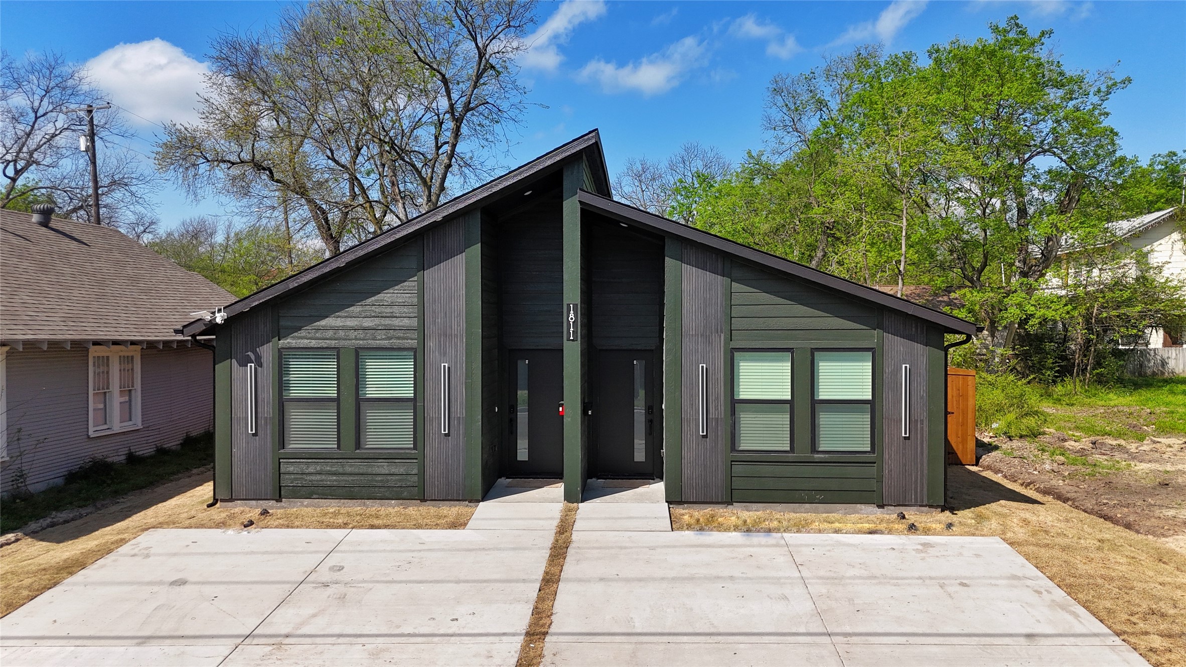 1811 Washington Street Commerce TX 75428