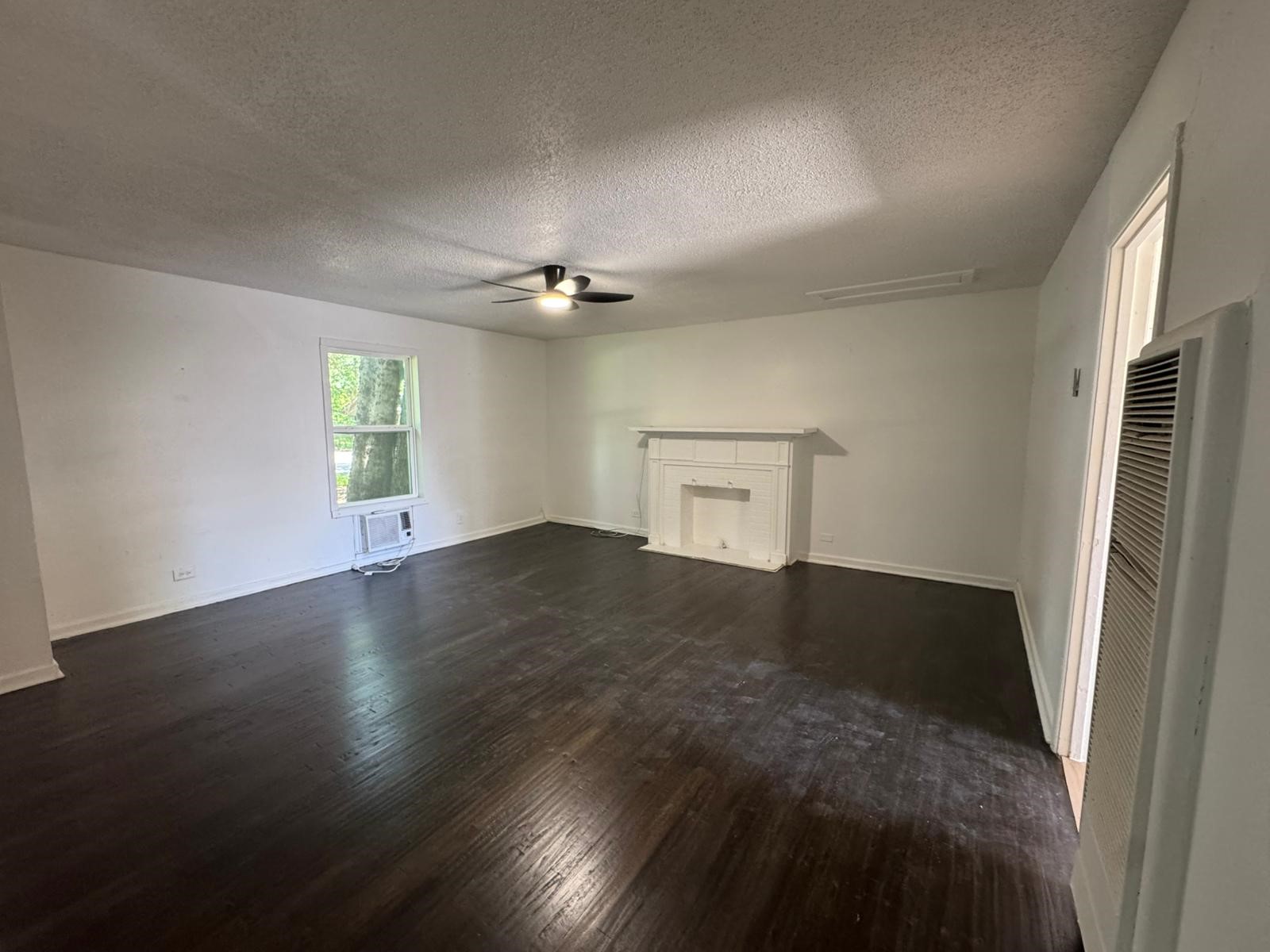 400 N Jefferson Street Kaufman TX 75142