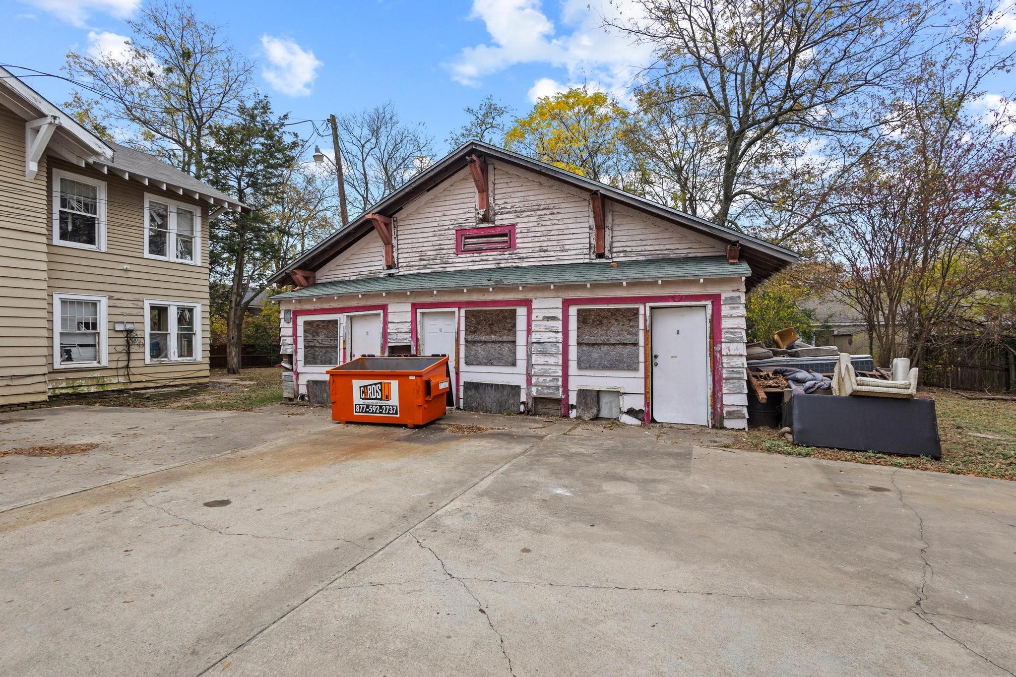 646 & 718 S Main Street Paris TX 75460