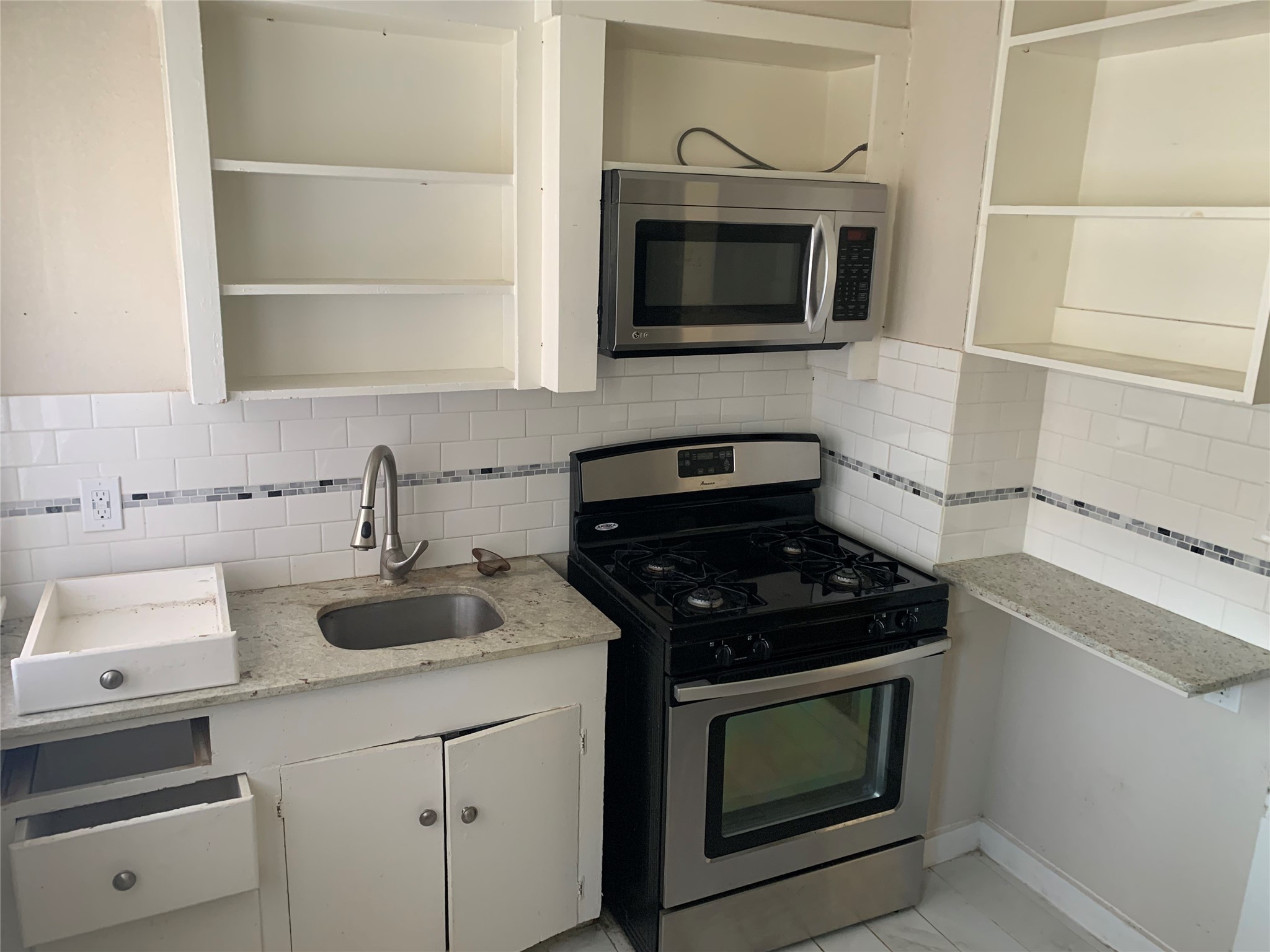 1801 Belle Place Fort Worth TX 76107