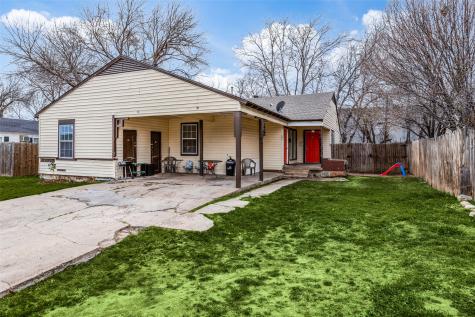 129/131 NE 22nd Street Grand Prairie TX 75050