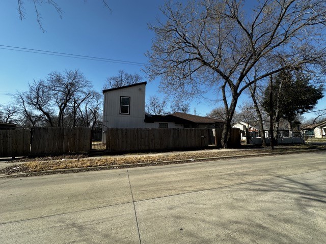5118 Ash Lane Dallas TX 75223